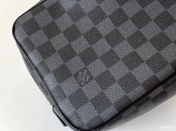 TOILETRY GM POUCH VUITTON LOUIS 1231